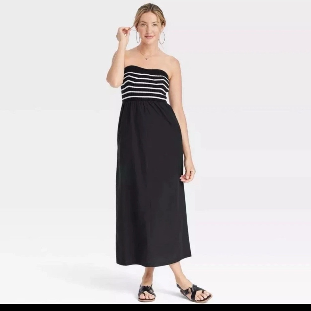 Universe thread: Black and White Strapless midi sweater dress